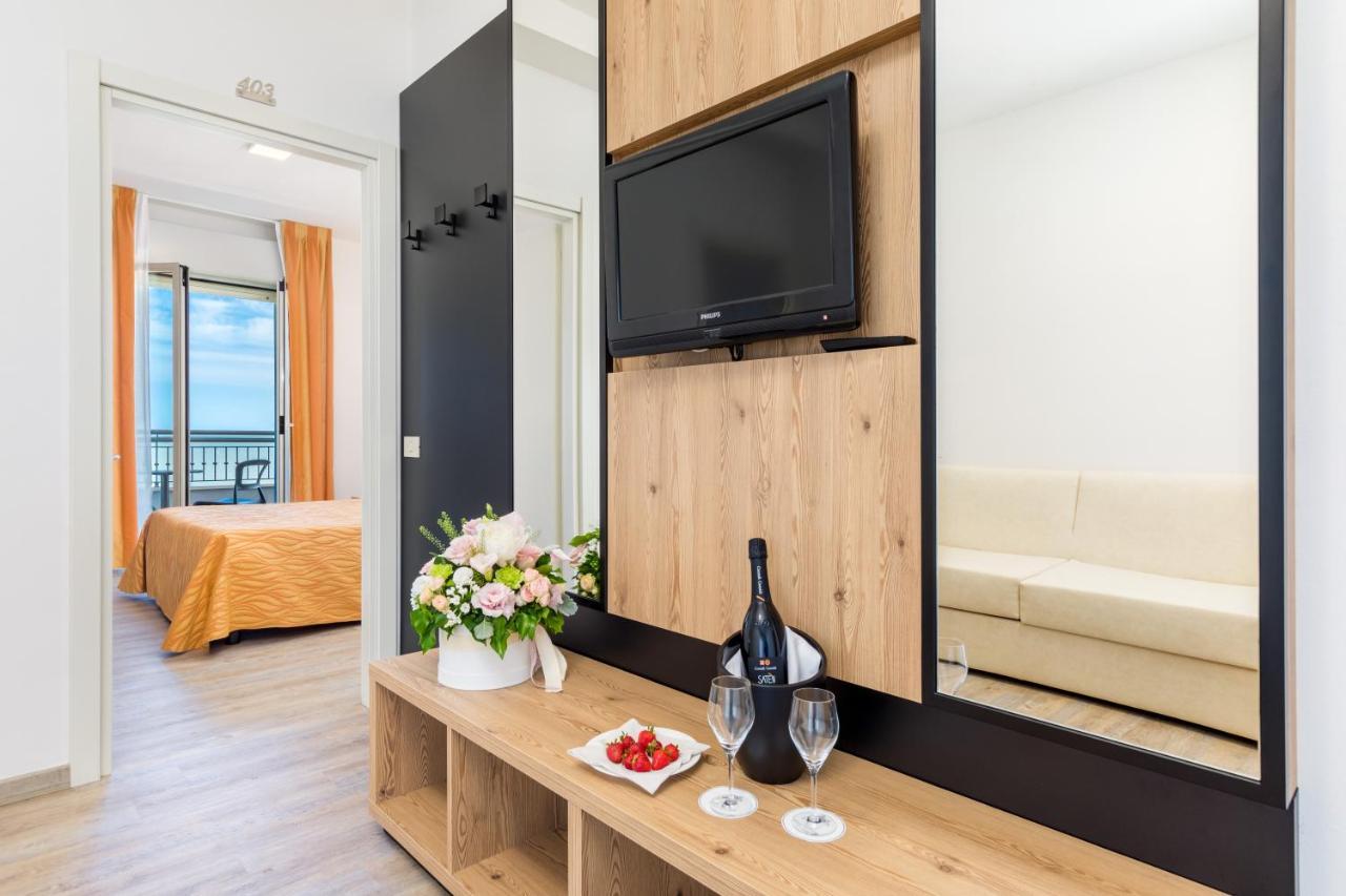 Hotel Nettuno Caorle Exterior photo