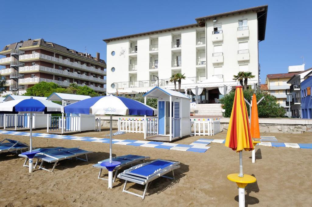 Hotel Nettuno Caorle Exterior photo