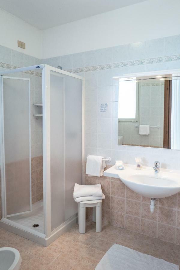Hotel Nettuno Caorle Exterior photo